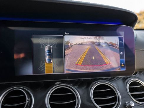 Used 2018 Mercedes-Benz E 43 AMG 4MATIC Sedan image 21