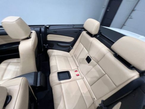 Used 2013 BMW 128i Convertible image 30