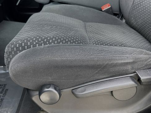 Used 2013 Toyota Tundra 4x4 Double Cab image 18