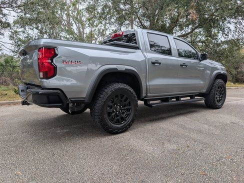Used 2025 Chevrolet Colorado Trail Boss image 9
