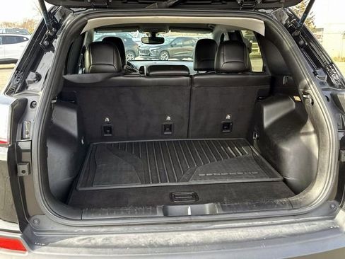 Used 2020 Jeep Cherokee Trailhawk w/ Cold Weather Group image 12