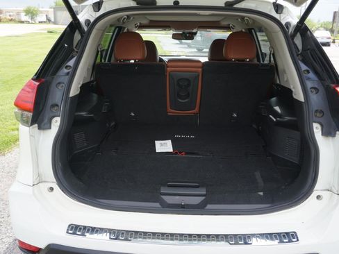 Used 2017 Nissan Rogue SL w/ SL Premium Package AWD/4WD image 20