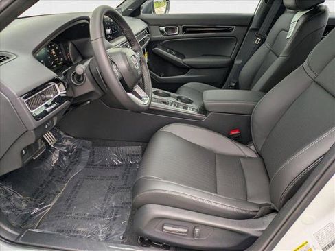 New 2025 Honda Civic Sport Touring image 4