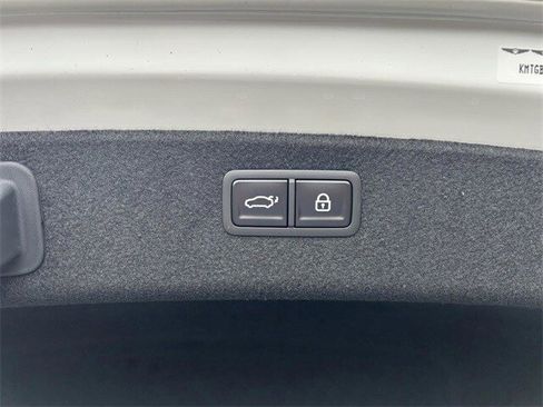 New 2026 Genesis G80 2.5T Advanced image 16