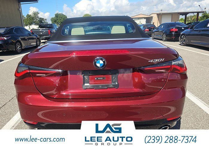 Used 2024 BMW 430i Convertible w/ Premium Package RWD image 4