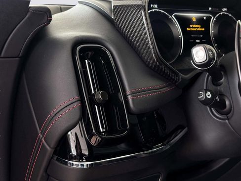 Used 2025 Aston Martin DBX 707 image 25