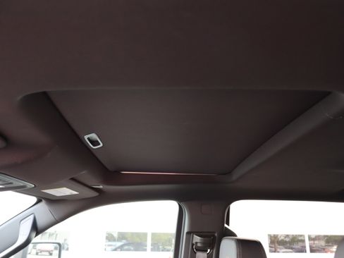 Used 2024 Chevrolet Silverado 2500 High Country w/ Midnight Edition image 23