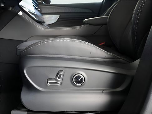 New 2025 Maserati Grecale Modena image 39