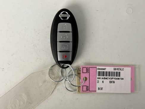 Used 2023 Nissan Sentra SV FWD image 9
