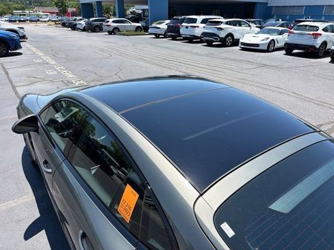 Used 2023 Porsche Panamera RWD image 14