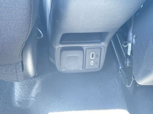 Certified 2025 Chevrolet TrailBlazer LT w/ Convenience Package AWD/4WD image 20