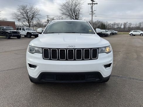 Used 2022 Jeep Grand Cherokee Laredo X image 11