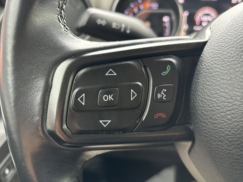 Used 2018 Jeep Wrangler Unlimited Sport S image 19