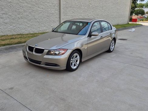 Used 2008 BMW 328xi Sedan AWD/4WD image 2