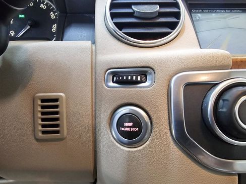 Used 2016 Land Rover LR4 HSE image 37