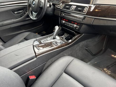 Used 2015 BMW 528i Sedan image 32