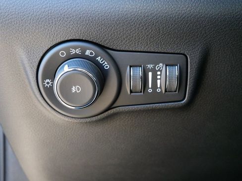 New 2026 Jeep Compass Latitude AWD/4WD image 35