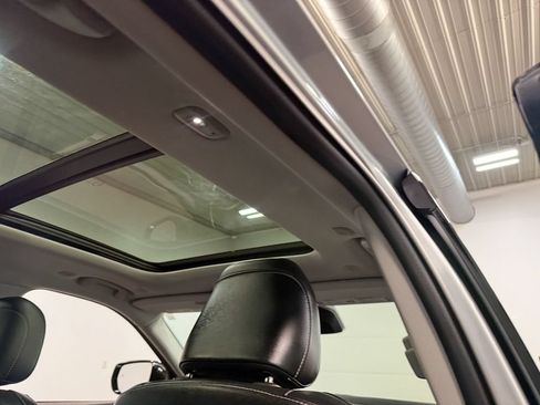 Used 2023 Jeep Grand Cherokee L Limited AWD/4WD image 71