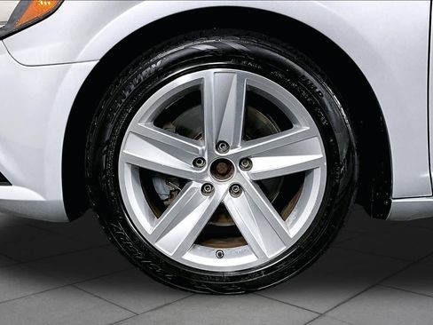 Used 2014 Volkswagen CC Sport FWD image 10
