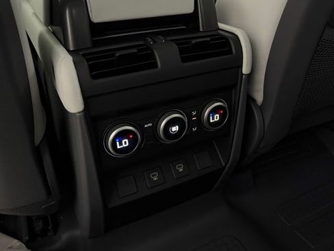 New 2025 Land Rover Defender 110 S image 27