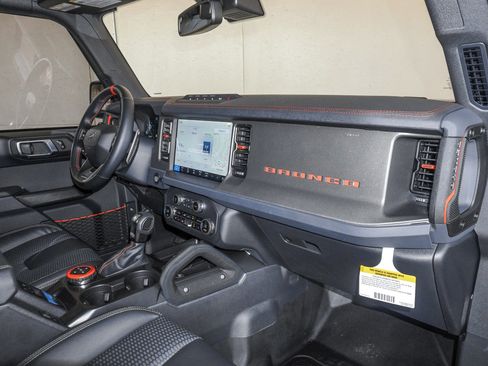 New 2025 Ford Bronco Raptor image 39