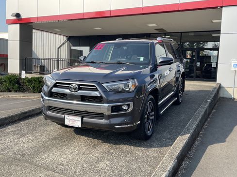 Certified 2022 Toyota 4Runner Limited AWD/4WD image 3