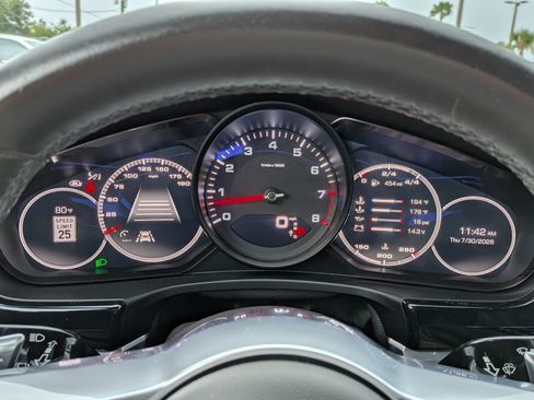 Used 2019 Porsche Panamera 4 AWD/4WD image 26