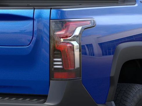 New 2026 Chevrolet Silverado EV Trail Boss w/ Premium Package AWD/4WD image 11