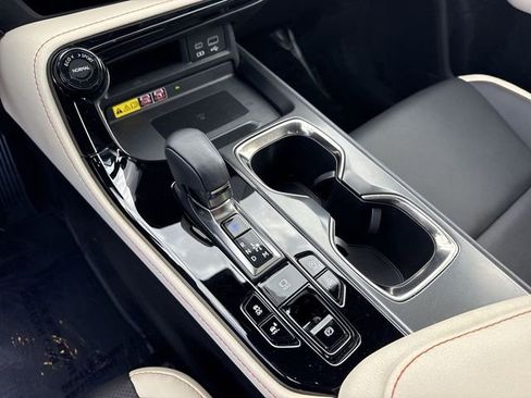Used 2022 Lexus NX 350 AWD image 21