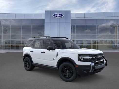 New 2025 Ford Bronco Sport Outer Banks w/ Sasquatch Outer Banks Package AWD/4WD image 7