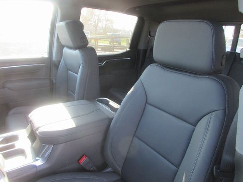 New 2026 GMC Sierra 1500 SLT w/ SLT Premium Plus Package image 14