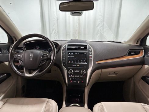 Used 2018 Lincoln MKC Select w/ Select Plus Package FWD image 8