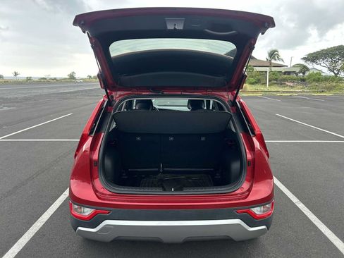 Used 2024 Kia Niro LX FWD image 19