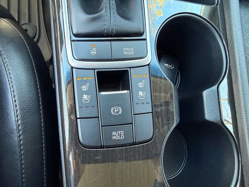 Used 2020 Kia Optima Premium image 29