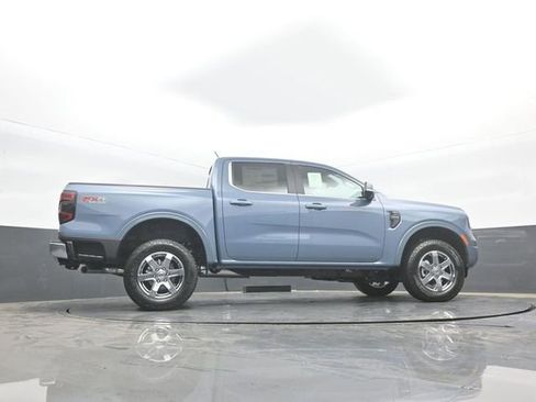 New 2025 Ford Ranger Lariat w/ FX4 Off-Road Package image 32