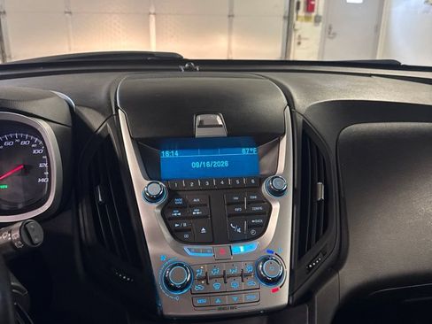 Used 2011 Chevrolet Equinox LT w/ Driver Convenience Package FWD image 9