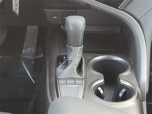 Certified 2023 Toyota Camry SE image 18