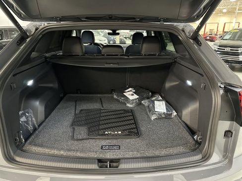 New 2026 Volkswagen Atlas Cross Sport SEL R-Line AWD/4WD image 12