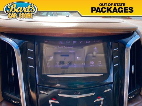 Used 2015 Cadillac Escalade ESV Platinum image 34