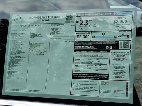 New 2025 Nissan Pathfinder SV image 11