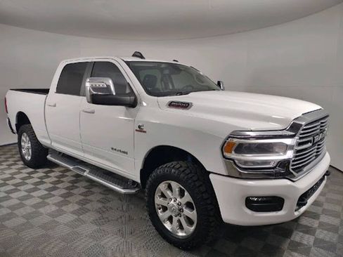 Used 2023 RAM 2500 Laramie AWD/4WD image 1