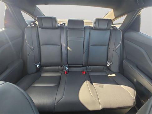 Used 2025 Toyota Crown Limited image 16