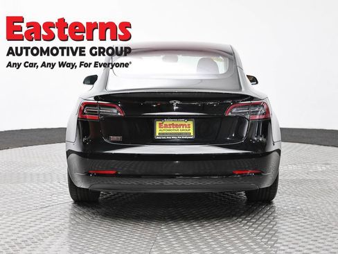 Used 2018 Tesla Model 3 Long Range image 6