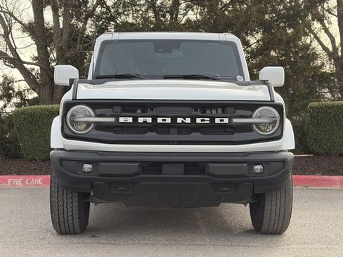 Used 2022 Ford Bronco Outer Banks image 12