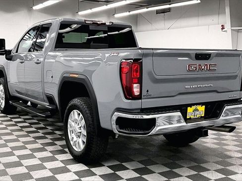 Used 2024 GMC Sierra 2500 SLE w/ SLE Value Package; image 2
