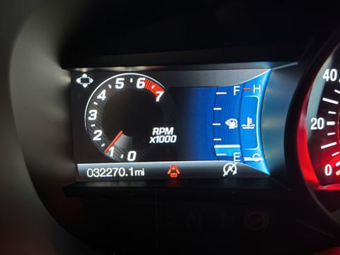 Used 2022 Ford Edge ST w/ Cargo Accessory Package AWD/4WD image 10