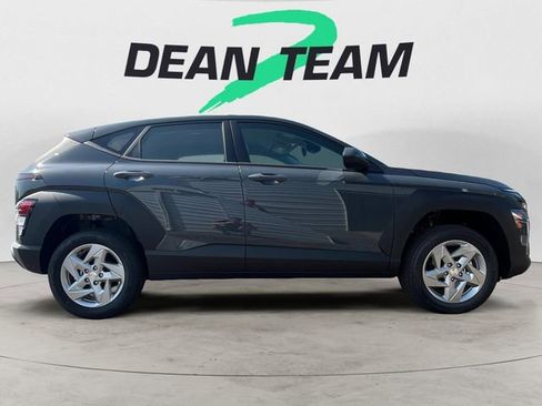 New 2026 Hyundai Kona SE image 9