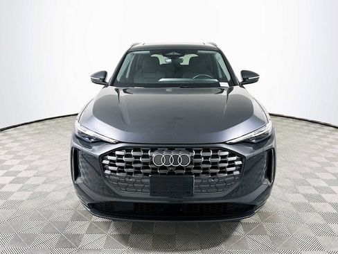 Certified 2025 Audi Q5 Premium Plus w/ Premium Plus image 2