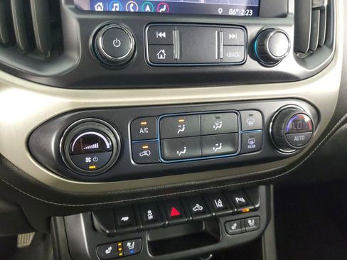 Used 2021 GMC Canyon Denali image 19