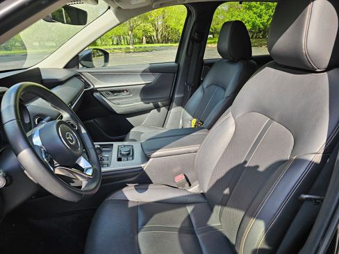 Used 2025 MAZDA CX-90 3.3 Turbo w/ Preferred Package AWD/4WD image 18